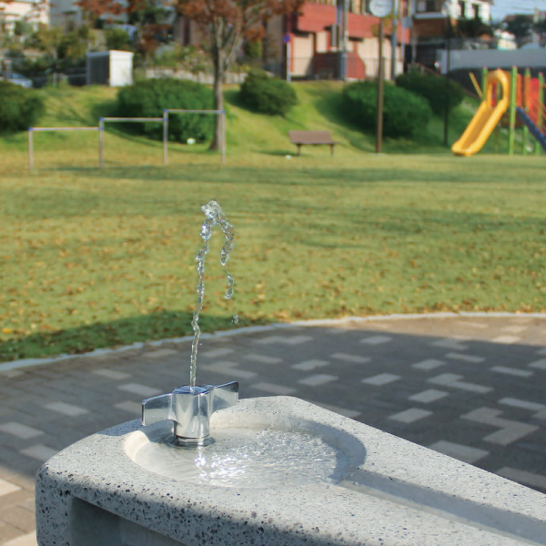 公園の水飲み場などで使われています