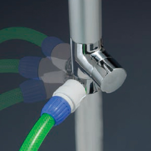 水栓柱リベルタ ホース接続用水栓　ハンドル操作時にホースが邪魔にならない