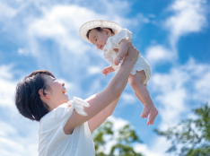 親子と青空