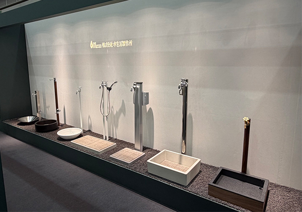 建築建材展MIZSEIブース　ガーデン水栓柱